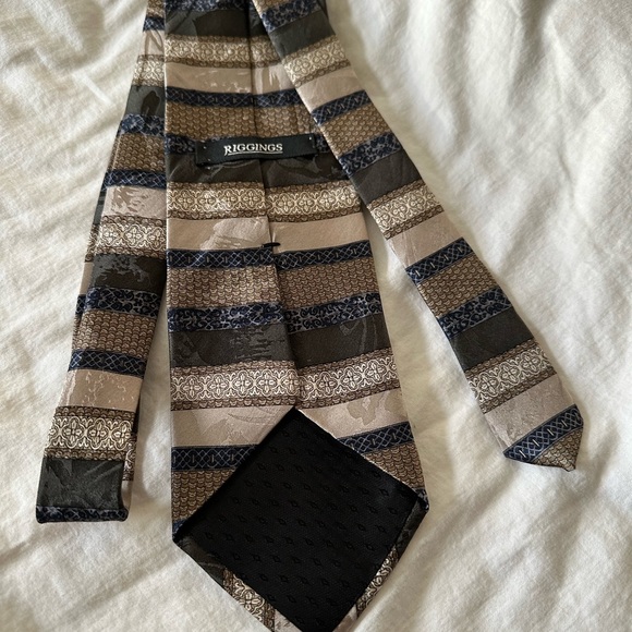 Bundle (3) J. Riggings Men’s Ties - Picture 4 of 14
